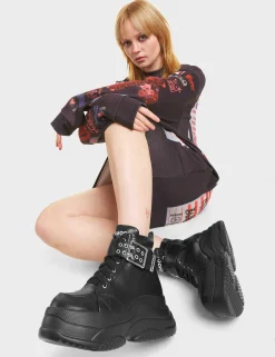 Lamoda Sneakers><noscript><img width=
