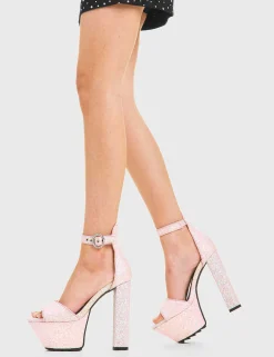 Lamoda Platform><noscript><img width=