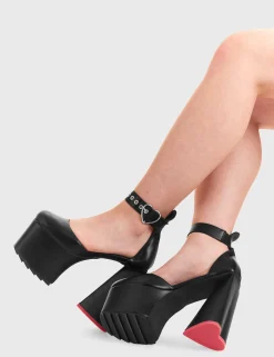 Lamoda Platform><noscript><img width=