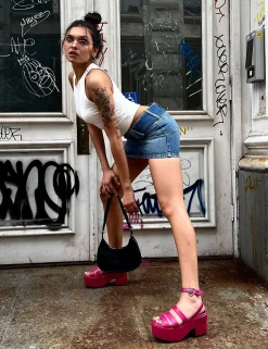 Lamoda Platform><noscript><img width=